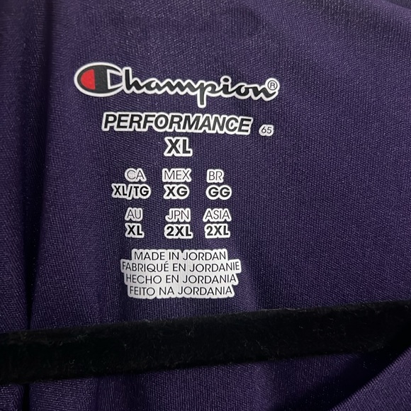 Champion T shirt - Picture 3 of 6